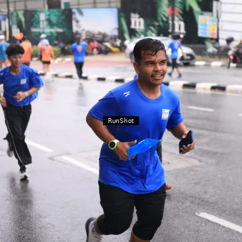 Runner Photo 7935206