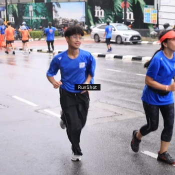 Runner Photo 7935215