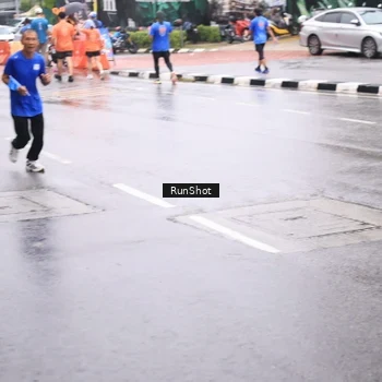 Runner Photo 7935237