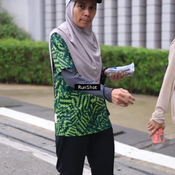 Runner Photo 7935259