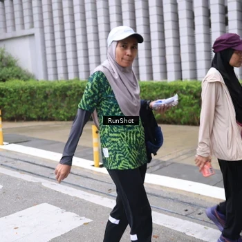 Runner Photo 7935263