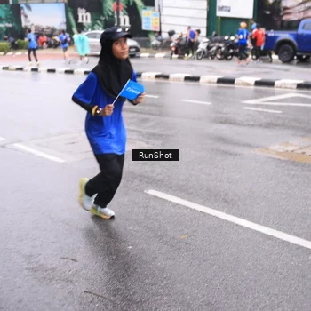 Runner Photo 7935277