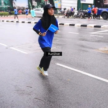 Runner Photo 7935280