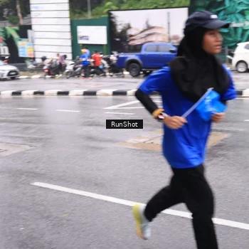 Runner Photo 7935282