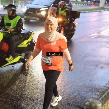 Runner Photo 7935286