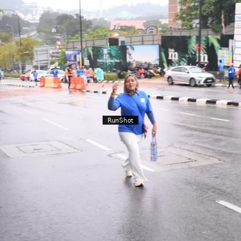 Runner Photo 7935287