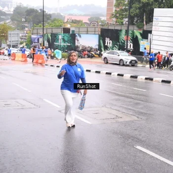 Runner Photo 7935300