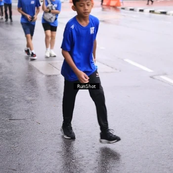 Runner Photo 7935315