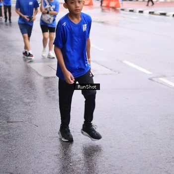 Runner Photo 7935316