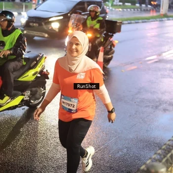 Runner Photo 7935319
