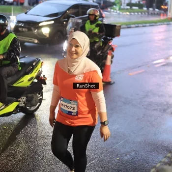 Runner Photo 7935330