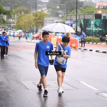 Runner Photo 7935333