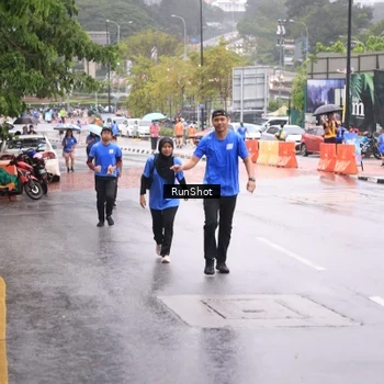 Runner Photo 7935340