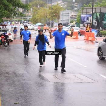 Runner Photo 7935345