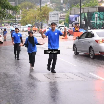 Runner Photo 7935350