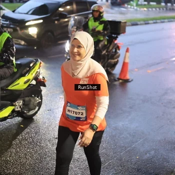 Runner Photo 7935382