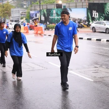 Runner Photo 7935385