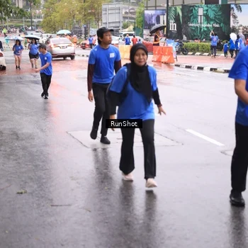 Runner Photo 7935391