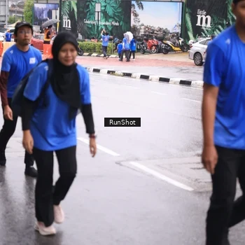 Runner Photo 7935397