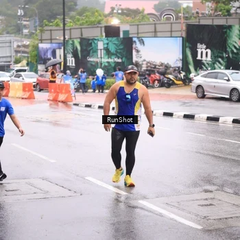 Runner Photo 7935415
