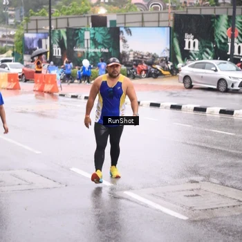 Runner Photo 7935417