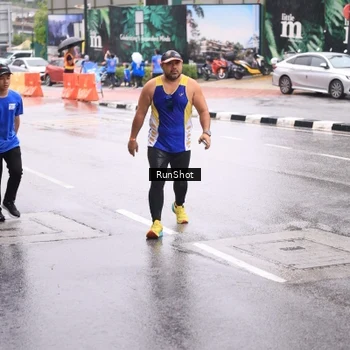Runner Photo 7935419