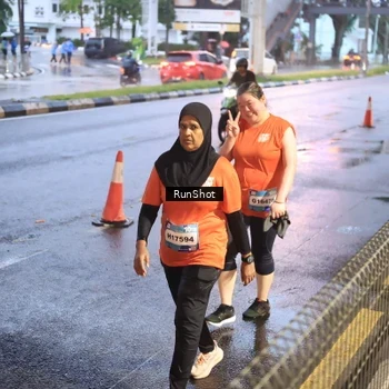 Runner Photo 7935420