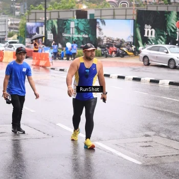 Runner Photo 7935423