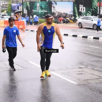 Runner Photo 7935427