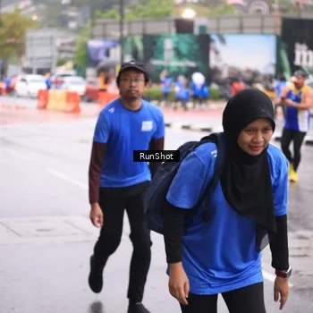 Runner Photo 7935428