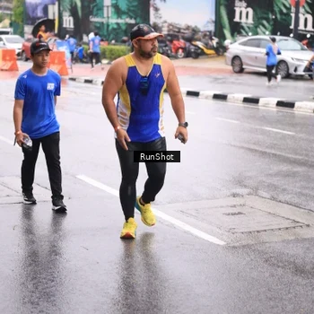 Runner Photo 7935429