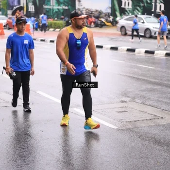 Runner Photo 7935435