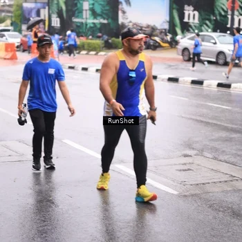 Runner Photo 7935437