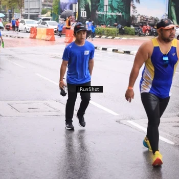 Runner Photo 7935442