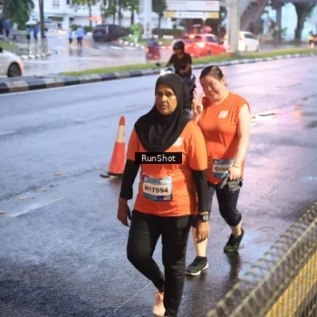 Runner Photo 7935452