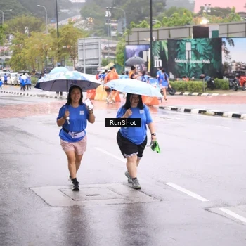 Runner Photo 7935488