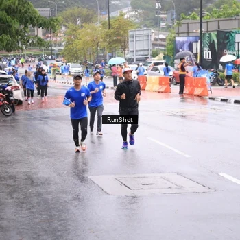 Runner Photo 7935522