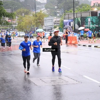 Runner Photo 7935533