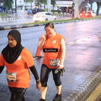 Runner Photo 7935551