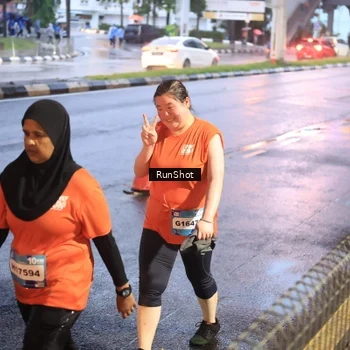 Runner Photo 7935575