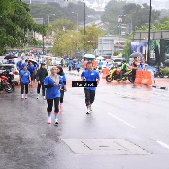Runner Photo 7935580