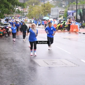 Runner Photo 7935588