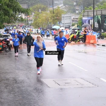 Runner Photo 7935589