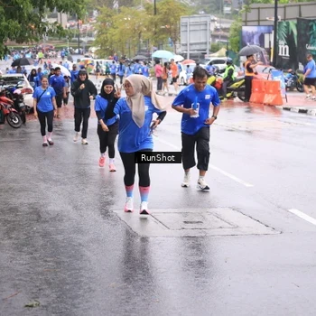 Runner Photo 7935597