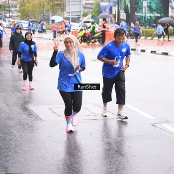 Runner Photo 7935605