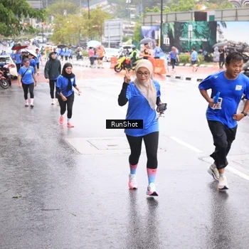 Runner Photo 7935612