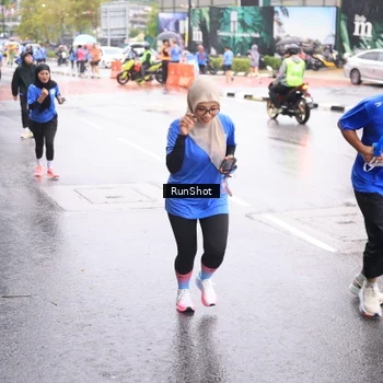 Runner Photo 7935619