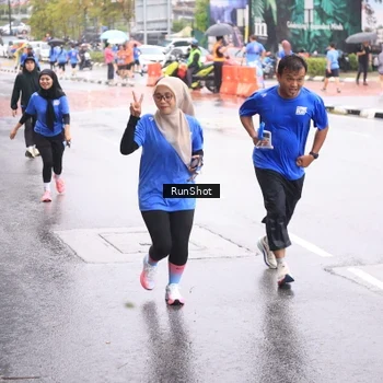 Runner Photo 7935620