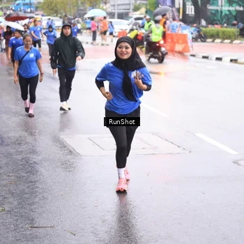 Runner Photo 7935631