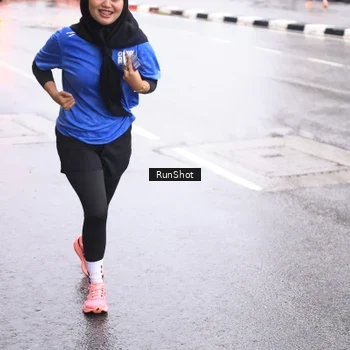 Runner Photo 7935646
